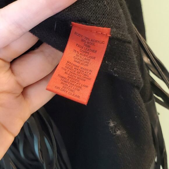 5/48 Indie Chic Black Pullover Sweater with Fringed Hem SMALL ~ Grunge Punk Rave - Picture 8 of 9